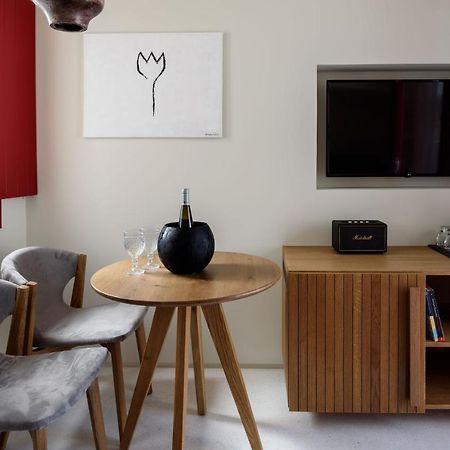Potnia Theron Suites Akrotírion 외부 사진